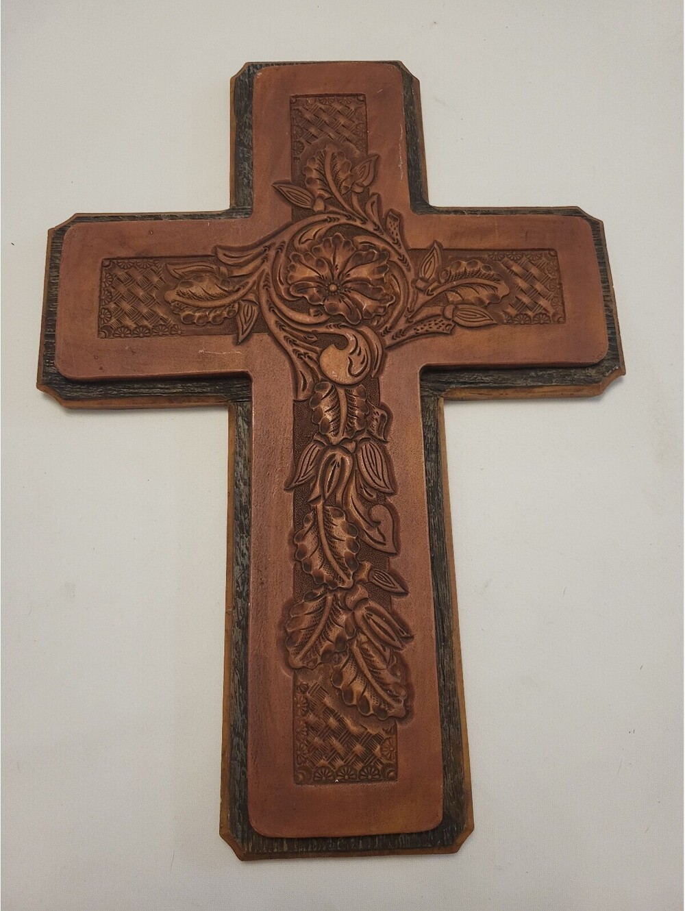 14.5"x10.5"Decorative Leather Floral Cross Wall Hanging